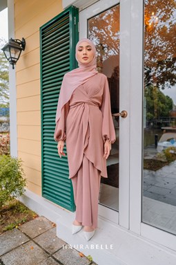 JANE KURUNG - CAMEO BROWN