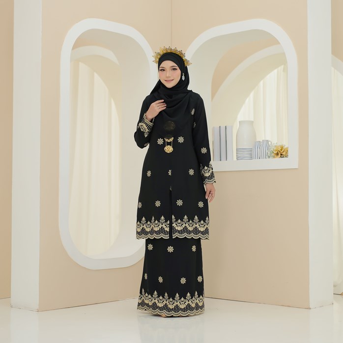 Kurung Sulam Premium Dang Kesuma – Black