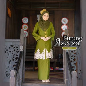 Kurung Azeeza (Mom)
