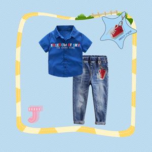 @  307-J  BOY SET  ( J )  ( T-SHIRT + JEANS ). SIZE 2Y-6Y