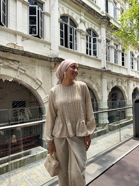 AURELIA KURUNG ( NATURAL FLAX )