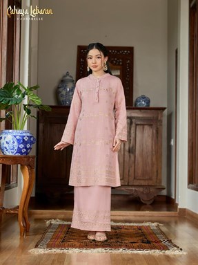 MADURI KURUNG - PINK ROSE