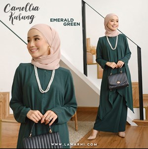 CAMELLIA KURUNG EMERALD GREEN