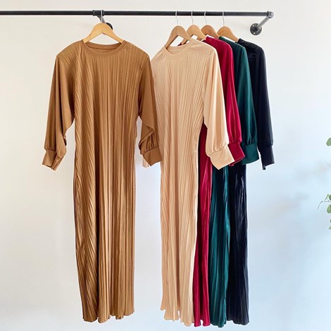 LILY PLEATED DRESS