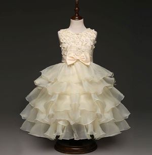 @  C00319   LIGHT YELLOW GOWN  ( 100 - 150 )
