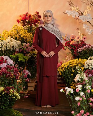 ADELIA KURUNG - GARNET