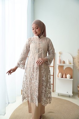 Kebaya Puteri Gunung Aisah  - Ivory Cream