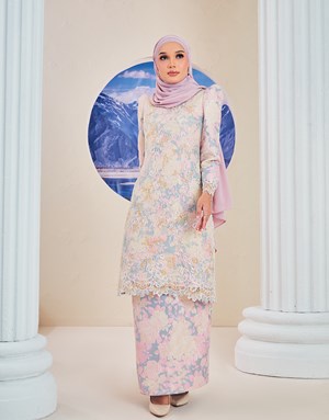 AKHIRA LACEY KURUNG