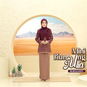 Kurung Julia (Mom)