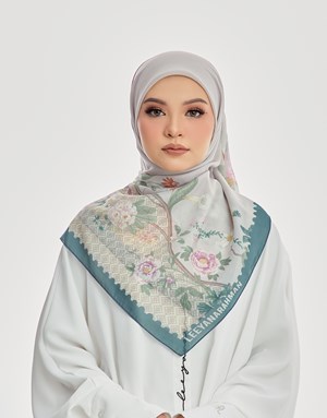 PRIMA DONNA SERIES SCARVE