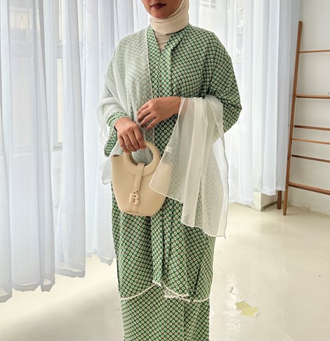 KEBAYA SURI KLASIK