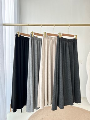 SKIRT ALA UNIQLO