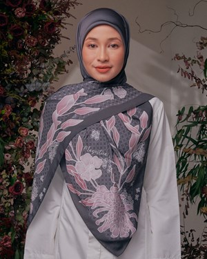 NOSTALGIA RAYA SATIN: BUNGA KERUBUNG