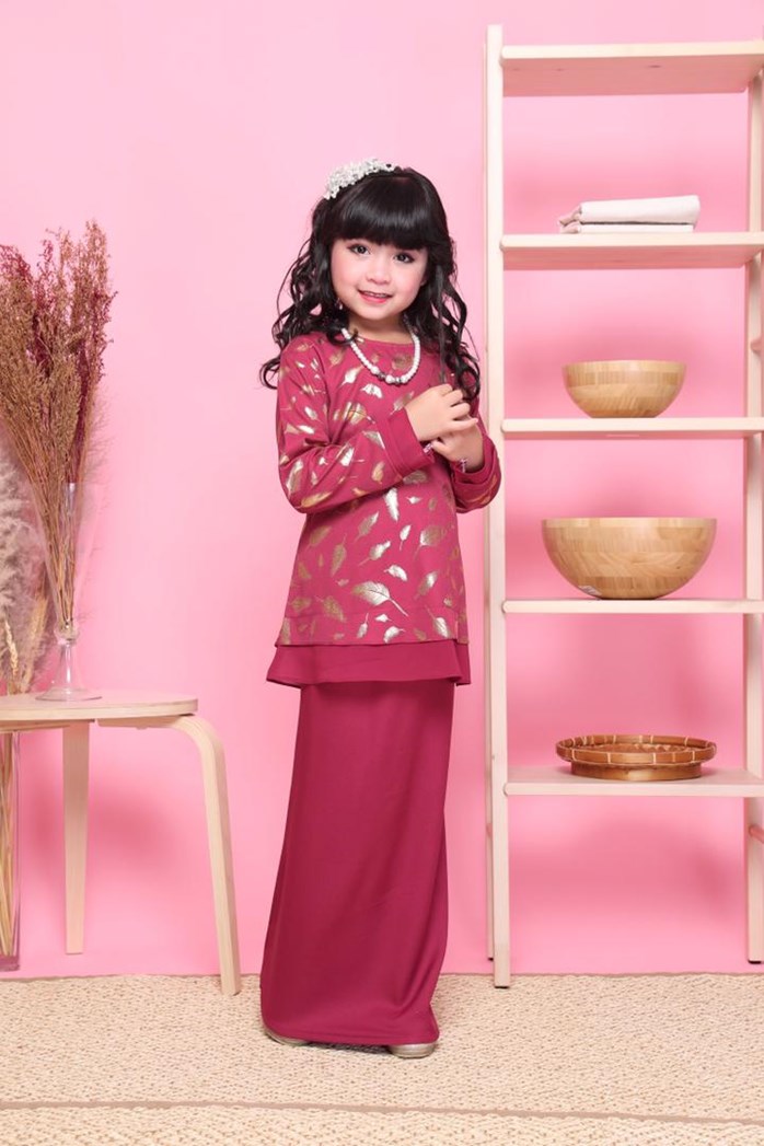 Kurung Daneen Nadeera Kids – Dark Purple (Copy)