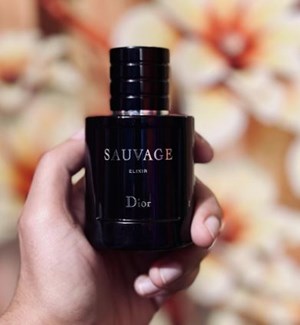 Nº73 The Nose of Sauvage Elixir  C h r i s t i a n   D i o r   for men