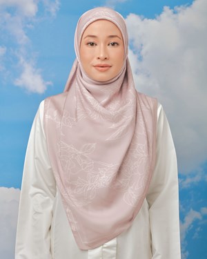ANUGERAH RAYA SATIN: ANOM
