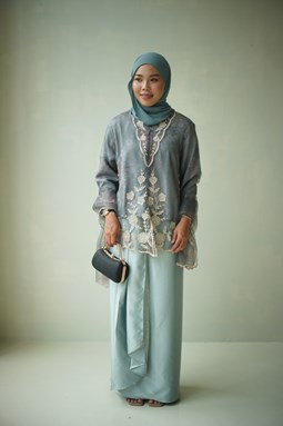 KEBAYA PURNAMA ( Ash Sage )