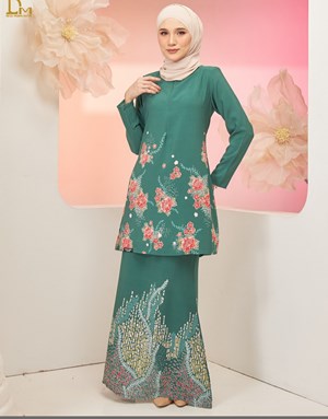🔥[PROMO RM69] Couple Set Baju Kurung Airis & Kemeja Batik Luxe R3