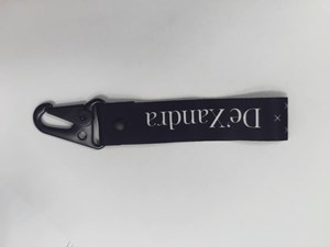 KEYCHAIN DESIGN B