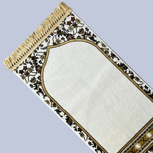 TPM062 Cream ( Medium ) - Imam Makkah Musk Collection