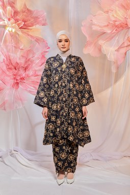 KEBARUNG CHE KIAH ( Black )