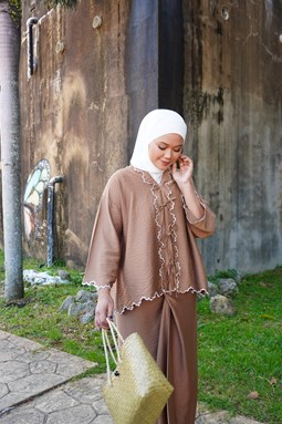 NONA KEBAYA ( MOCHA )