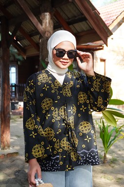 ZEINAB BATIK TOP ( Black B3037 )