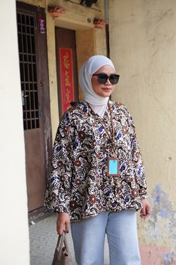ZEINAB BATIK TOP ( Classic LC006 )