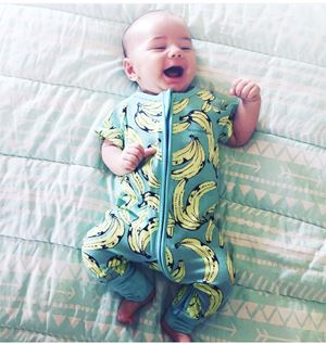 @  DH0100 Bonds Inspired Short Sleeves Sleepsuit. ( SIZE 80 & 90 )