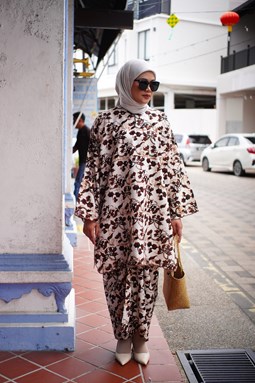 SERI ANGGUN KURUNG ( Classic  )