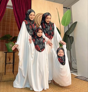 KAFTAN KELAMBU SNOW WHITE (KIDS M)