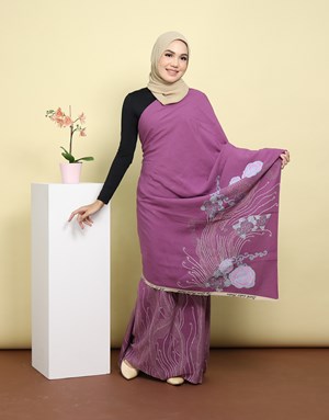 BATIK LUKIS MODEN NIK 11 in Plum