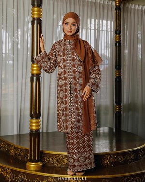 ANGGERIK KURUNG - BROWN