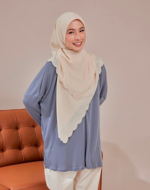 KNITTED TOP - DARK GREY