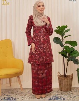 KURUNG PAHANG BATIK DAMIA PS9-3 in Maroon
