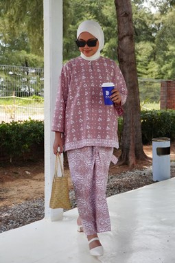 KURUNG BATIK FATEEMA ( Dusty Pink 003 )