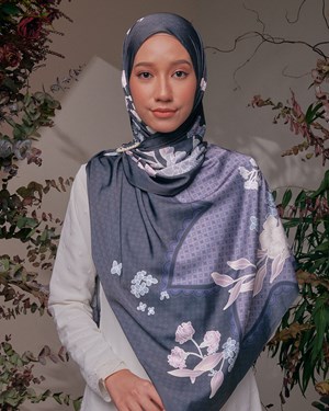 NOSTALGIA RAYA SHAWL: CEMPAKA TANJUNG