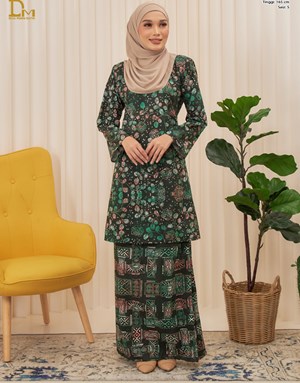 KURUNG PAHANG BATIK DAMIA PS9-2 in Dark Green