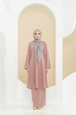FATEEMA RIAU - SANDNUDE