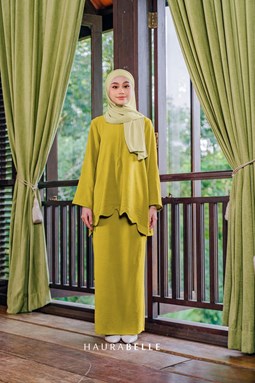 DINDA KURUNG - PARROT GREEN