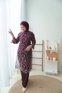 Kebaya Puteri Gunung Puteh  - Burgundy