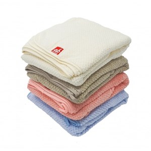 AKARANA BABY Super Soft High Absorbent Thick Waffle Bath Towel