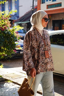 ZEINAB BATIK TOP ( Classic LC011 )