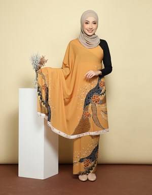 BATIK LUKIS ZAA 170 in Orange