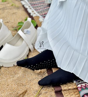 SRIKANDI ANTI SLIP SOCKS