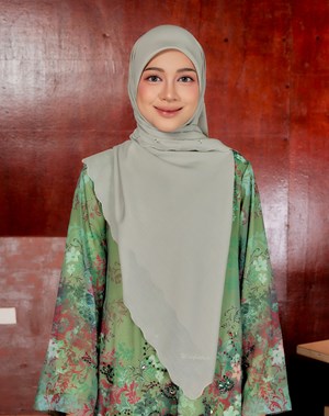 SULAM BUNGA TABUR : SAGE GREEN