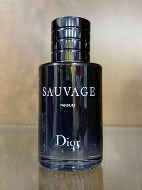 Sauvage Parfum Dior for men Refillable bottle 100ml