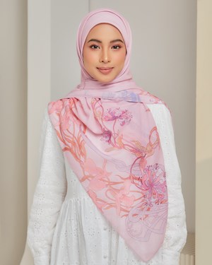 ALATHENA IN PINK