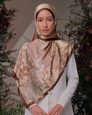 NOSTALGIA RAYA SHAWL: PUCUK REBUNG