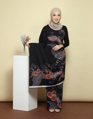 BATIK LUKIS MHD 79 in Black